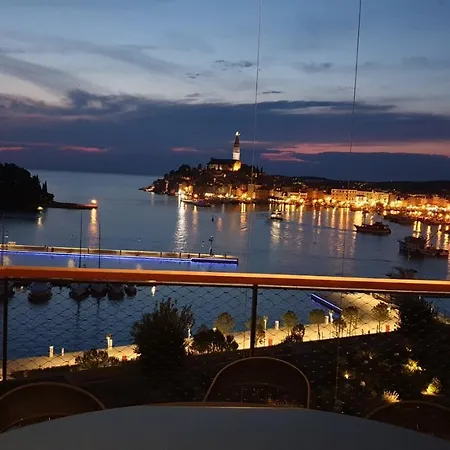 Sea Carera Apartman *