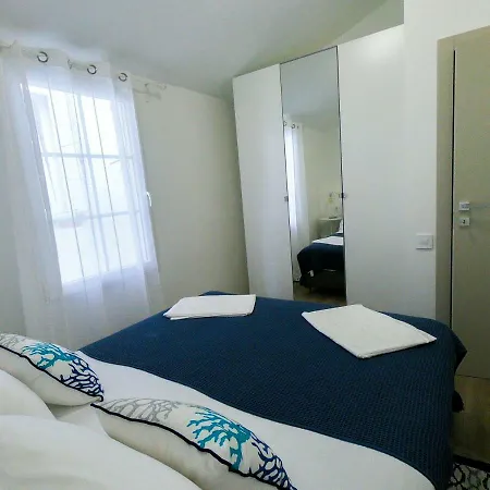 Sea Carera Apartman *